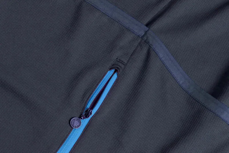 Endura Hummvee Short Sleeve Jersey in Black-2